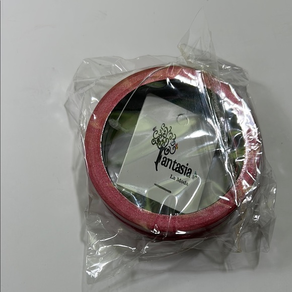 Moda Pink Bangle Accessory - Picture 11 of 16